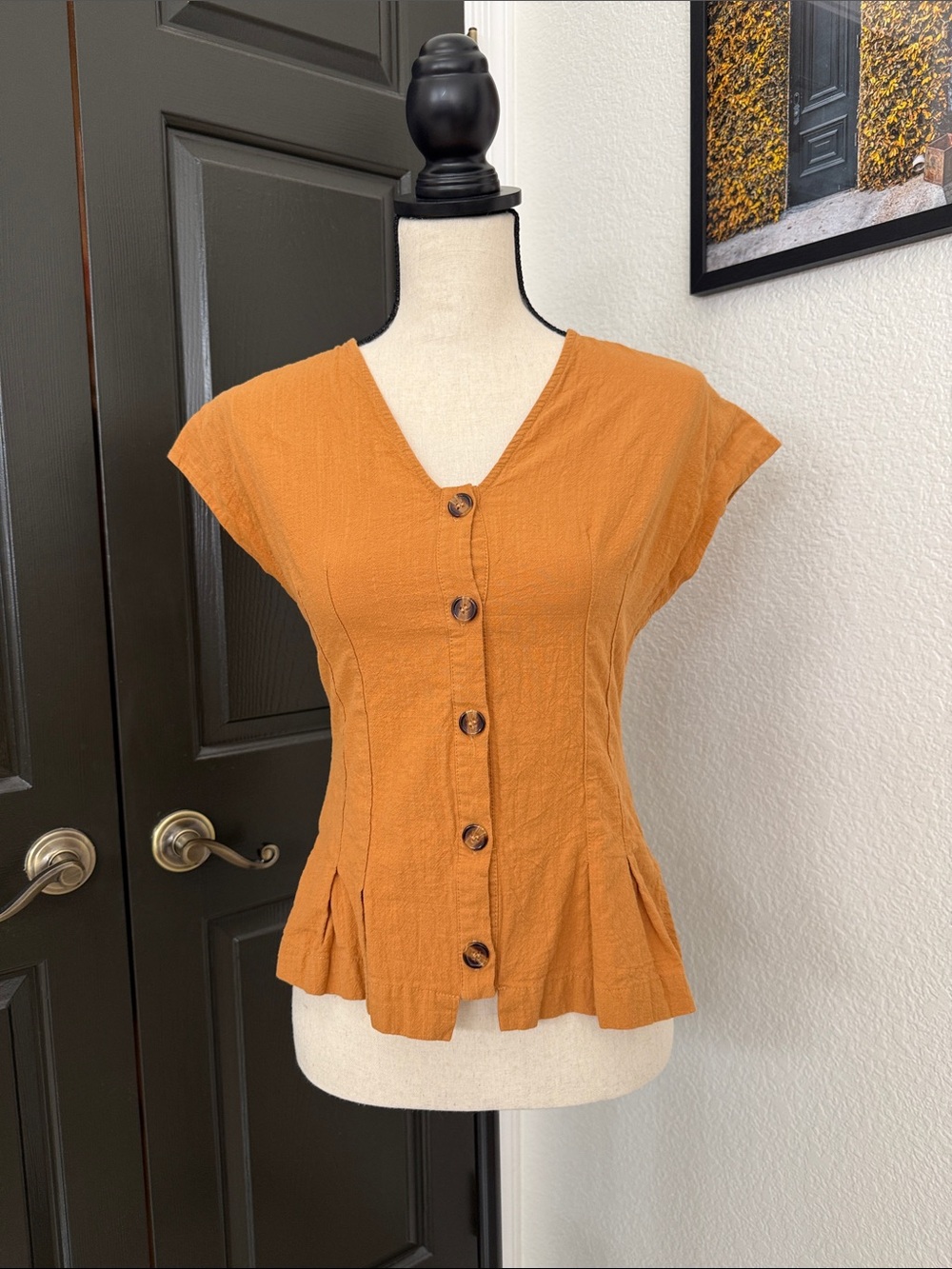 Women’s Short-Sleeve Button Front Top in Rust Orange